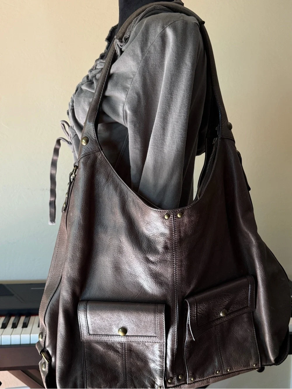 Slouch hobo Multi pocket oversized shoulder bag purple polka dot lining leather